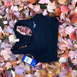 Brand New Mizuno mesh back sports bra!